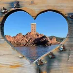 Au Paradis Saint-Raphael (Var)