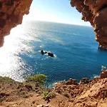 Au Paradis Saint-Raphael (Var)