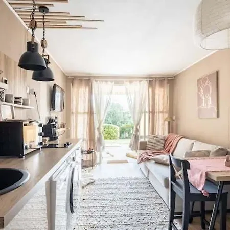 Apartament Au Paradis
