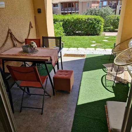 Au Paradis Apartment