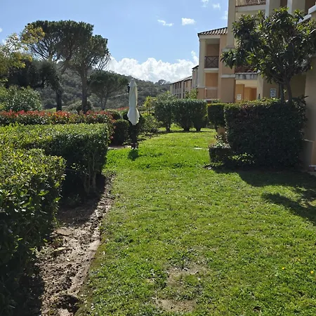 Au Paradis * Saint-Raphael (Var)